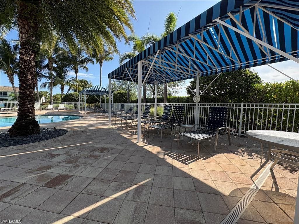 2311 Sawyers Hill RD # 806, NAPLES FL 34120-28
