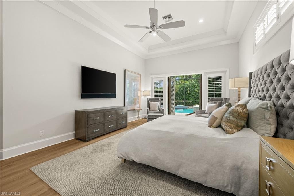 784 Anderson DR, NAPLES FL 34103-20