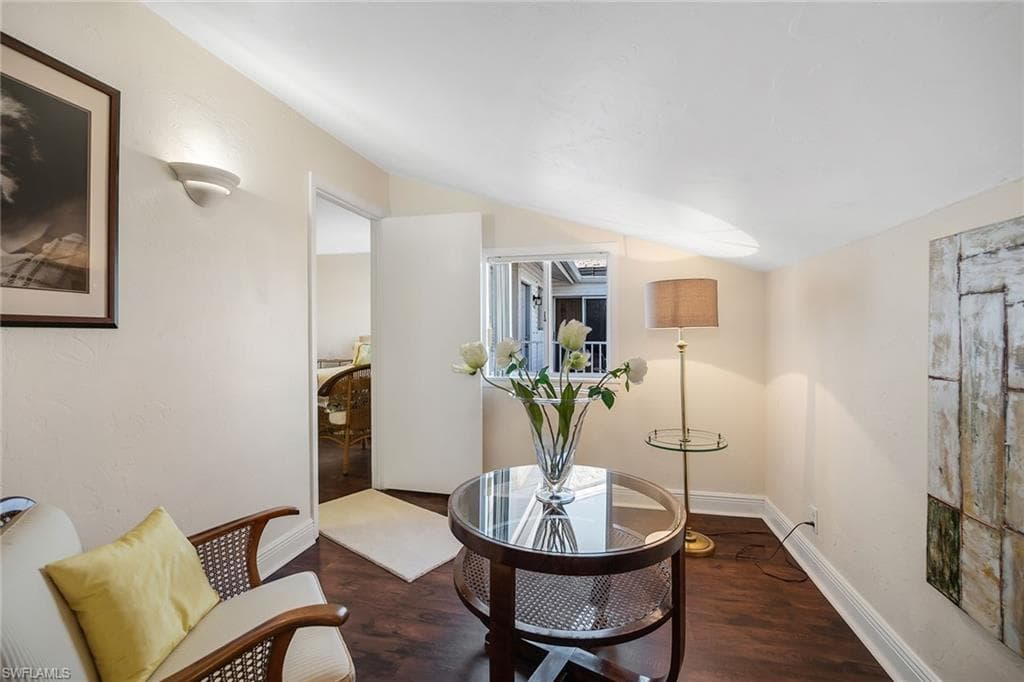 466 Bristle Cone LN # 34, NAPLES FL 34113-26