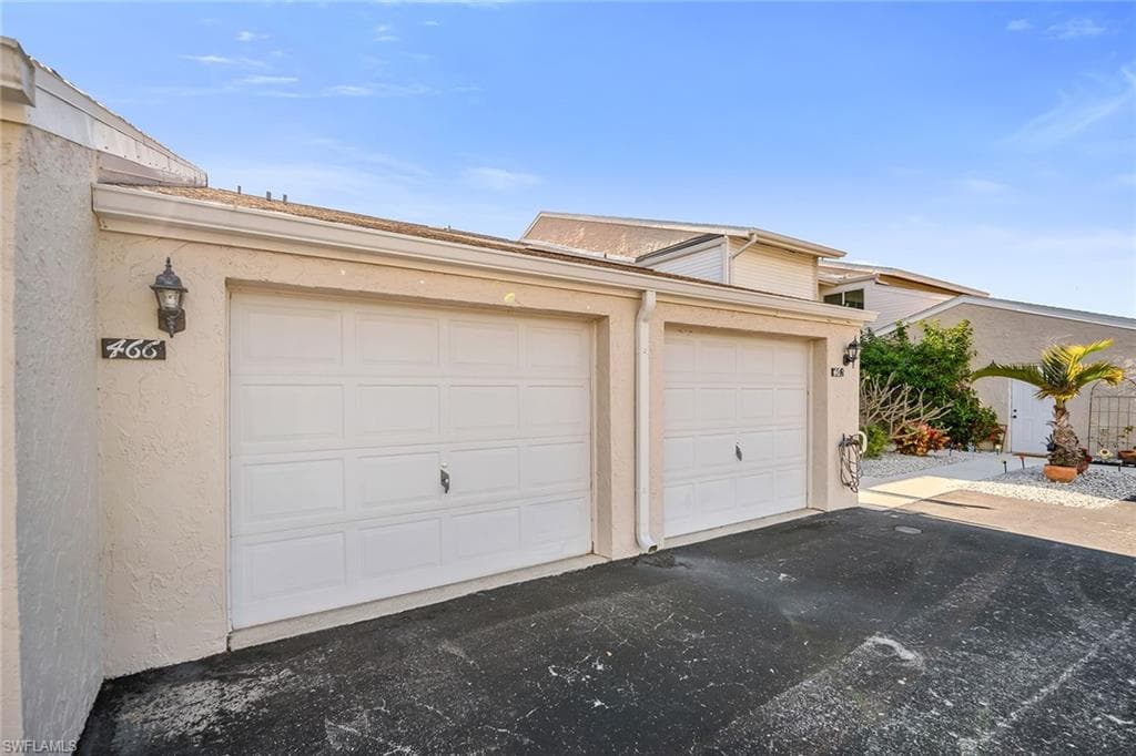 466 Bristle Cone LN # 34, NAPLES FL 34113-38