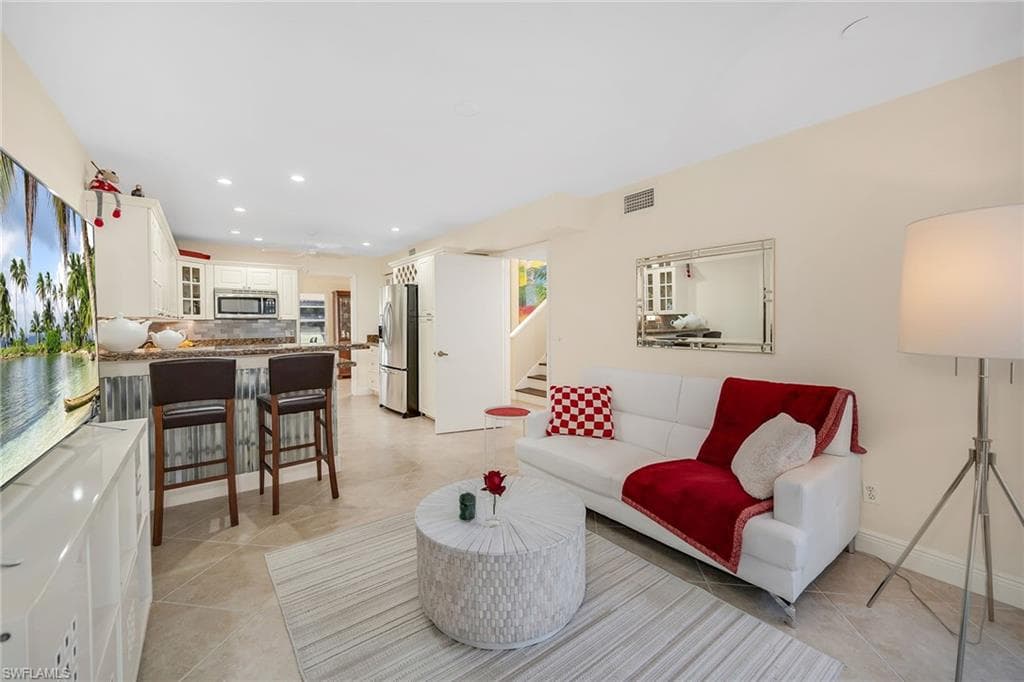 466 Bristle Cone LN # 34, NAPLES FL 34113-7