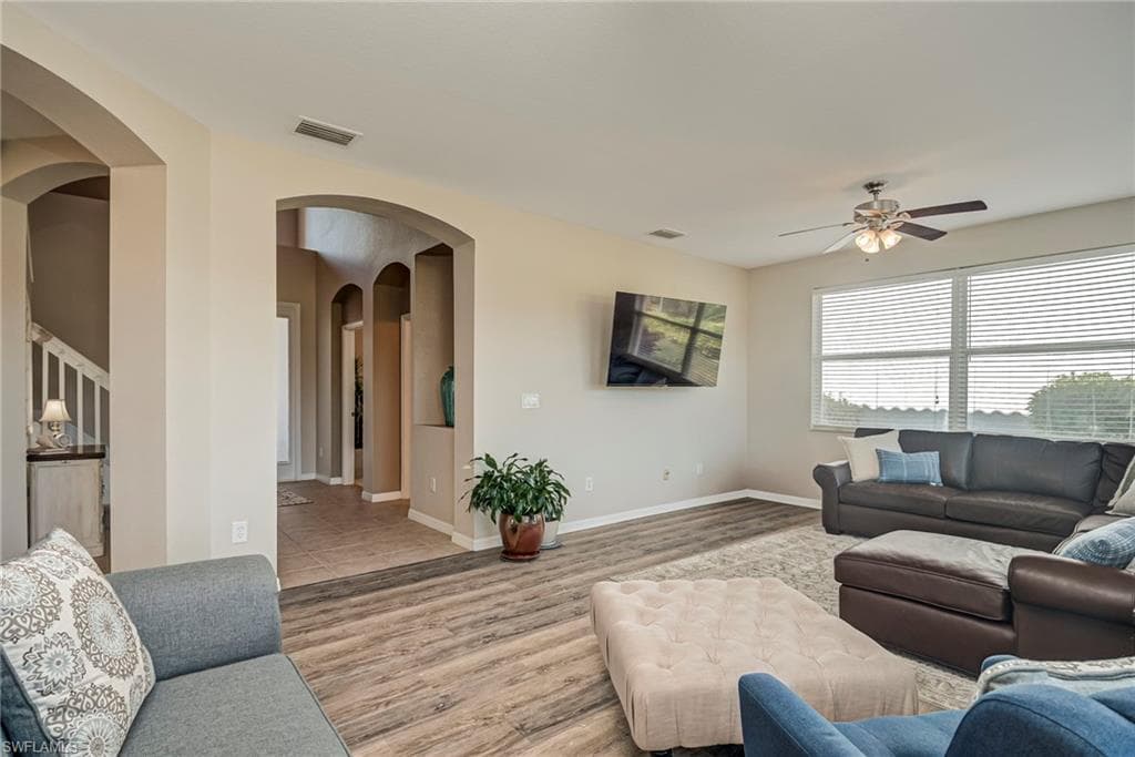 1897 Par DR, NAPLES FL 34120-3