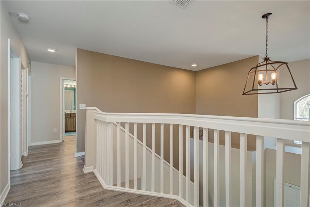 1897 Par DR, NAPLES FL 34120-20