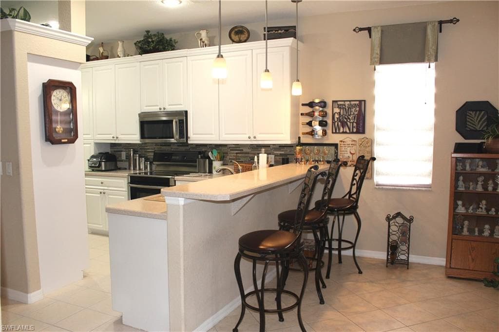 20861 Kaidon LN, NORTH FORT MYERS FL 33917-4