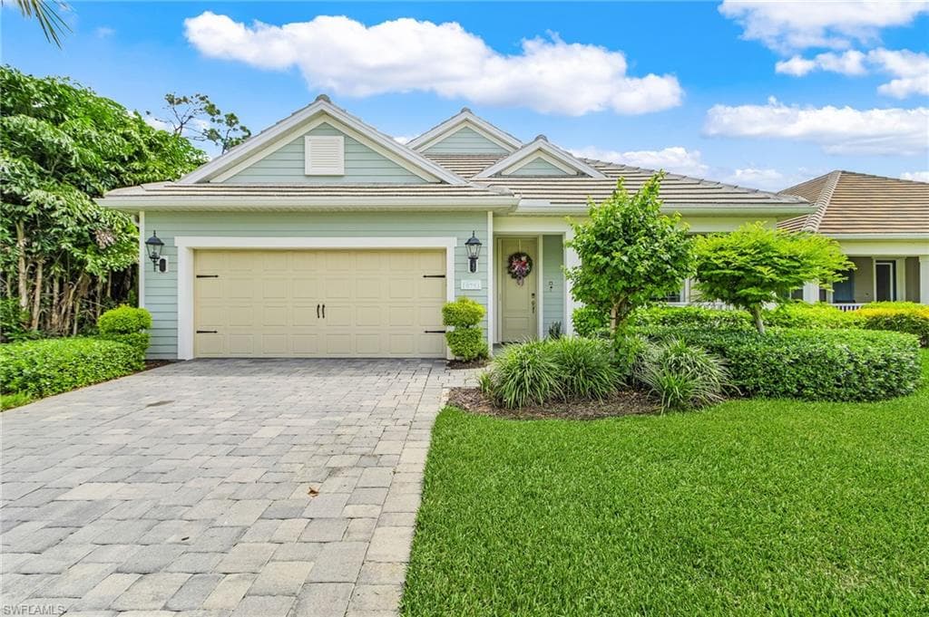 19751 Coconut Harbor CIR, FORT MYERS FL 33908-29