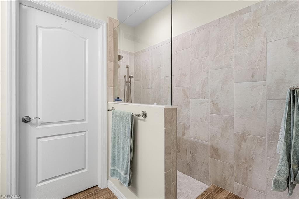 19751 Coconut Harbor CIR, FORT MYERS FL 33908-20