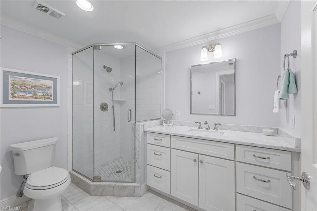 13105 Vanderbilt DR # 306, NAPLES FL 34110-15