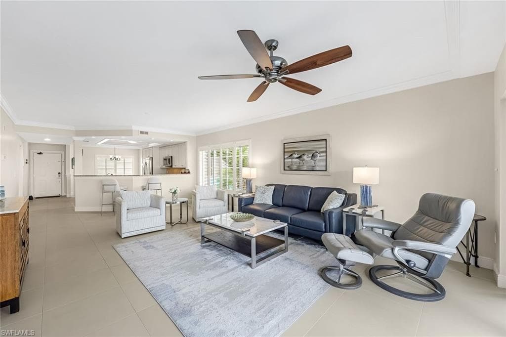 13105 Vanderbilt DR # 306, NAPLES FL 34110-2