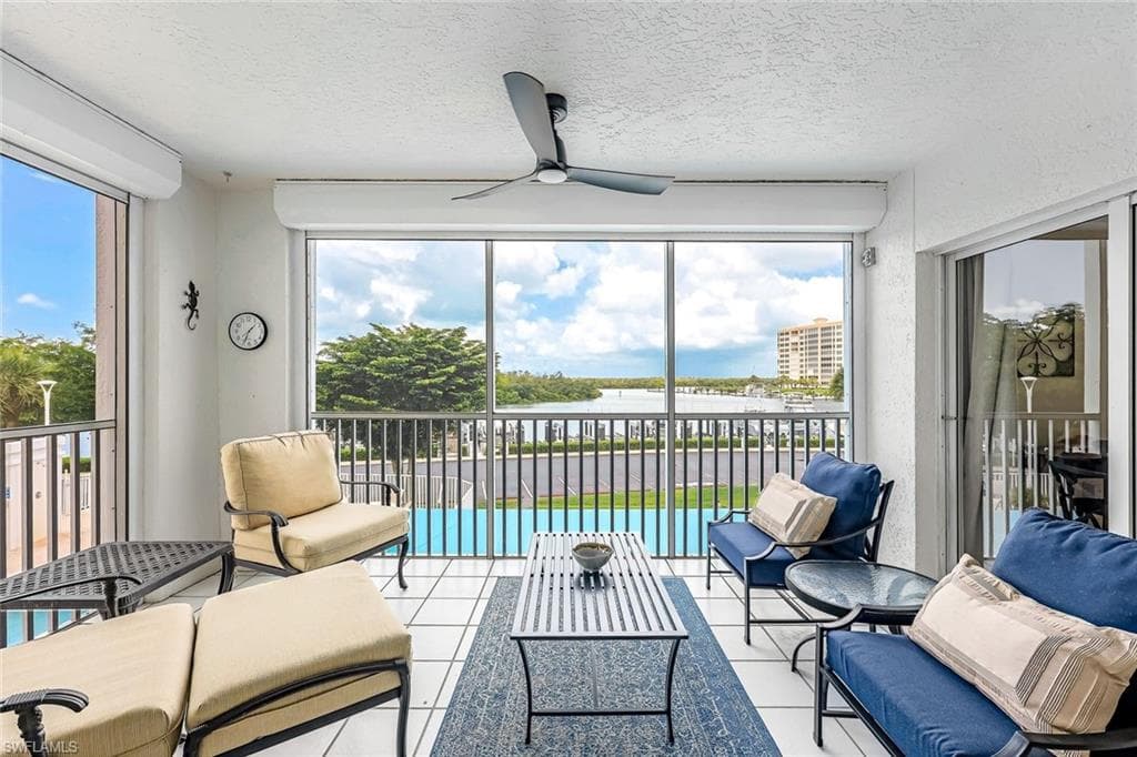 13105 Vanderbilt DR # 306, NAPLES FL 34110-9