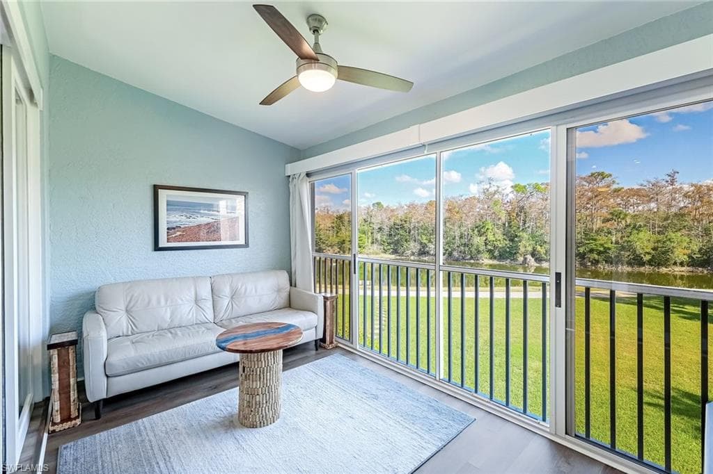 524 Lake Louise CIR # 504, NAPLES FL 34110-27