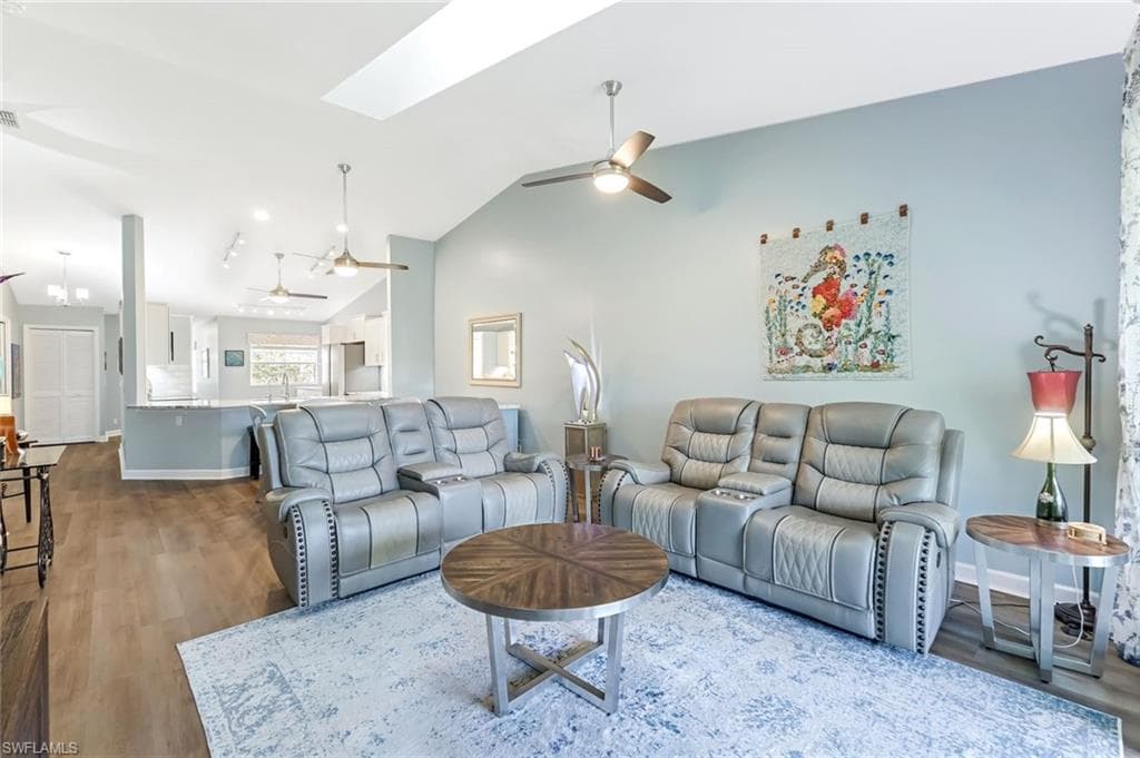 524 Lake Louise CIR # 504, NAPLES FL 34110-4