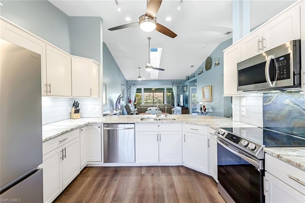 524 Lake Louise CIR # 504, NAPLES FL 34110-9