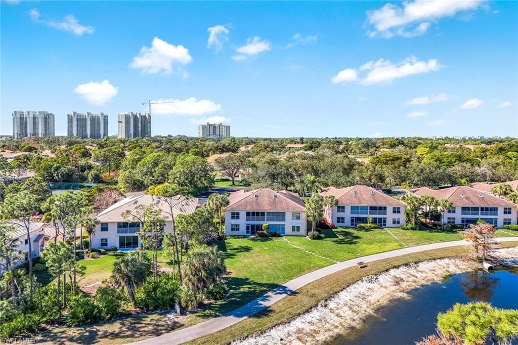 524 Lake Louise CIR # 504, NAPLES FL 34110-40