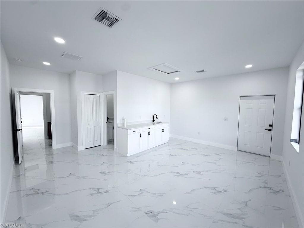 518 Ames ST E, LEHIGH ACRES FL 33974-12