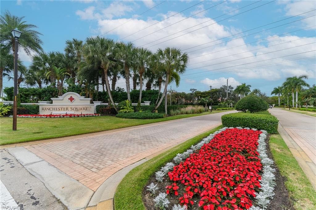 13418 Kent ST, NAPLES FL 34109-2