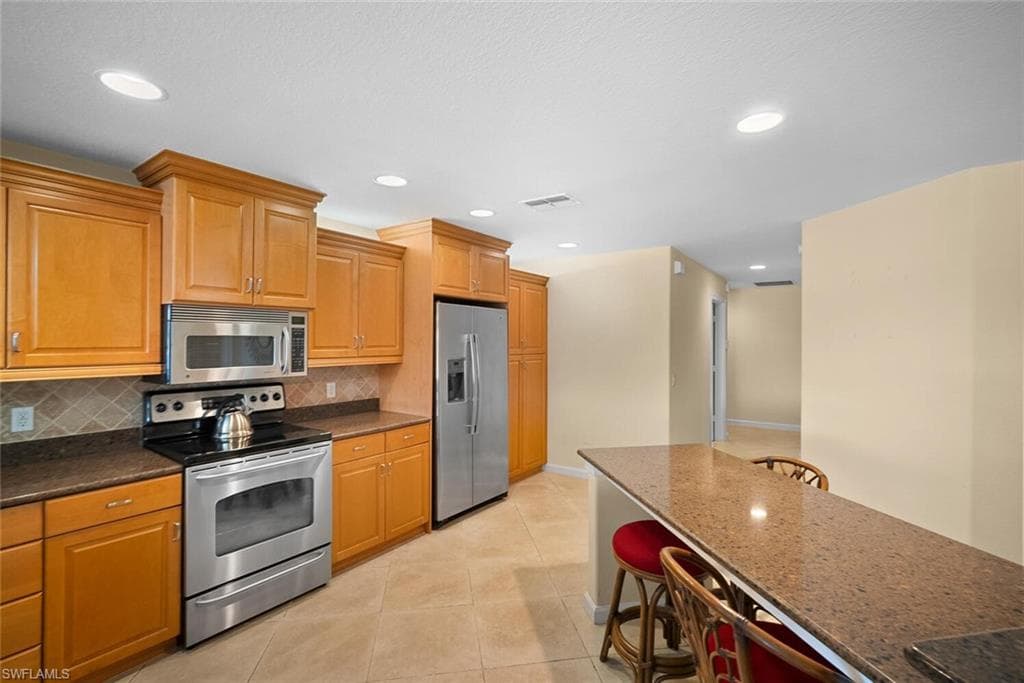 8625 Via Rapallo DR # 104, ESTERO FL 33928-9