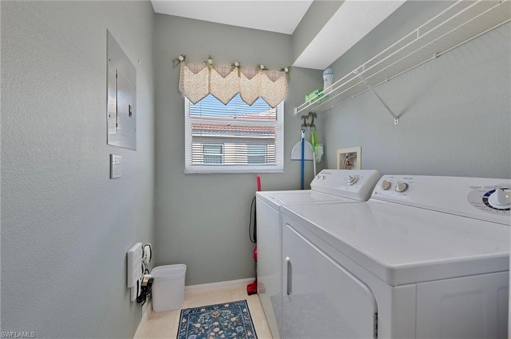 6496 Huntington Lakes CIR # 201, NAPLES FL 34119-12