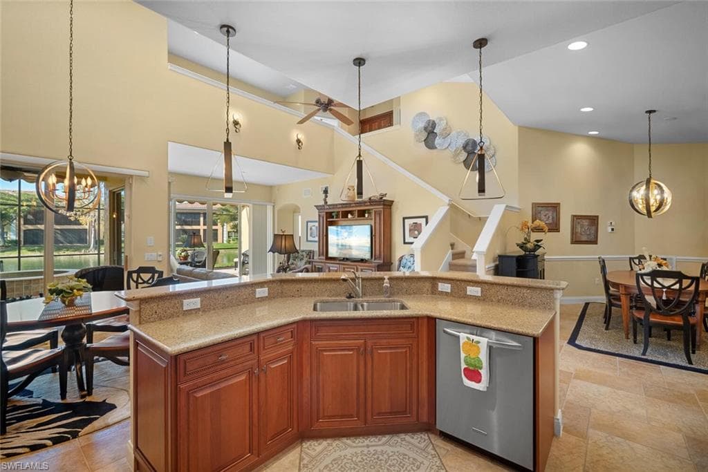 22212 Via Palazzo PL, ESTERO FL 33928-25