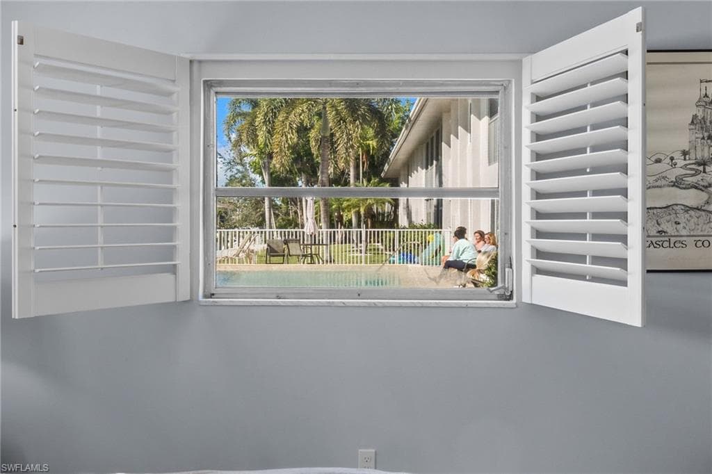 1686 Blue Point AVE # A1, NAPLES FL 34102-21