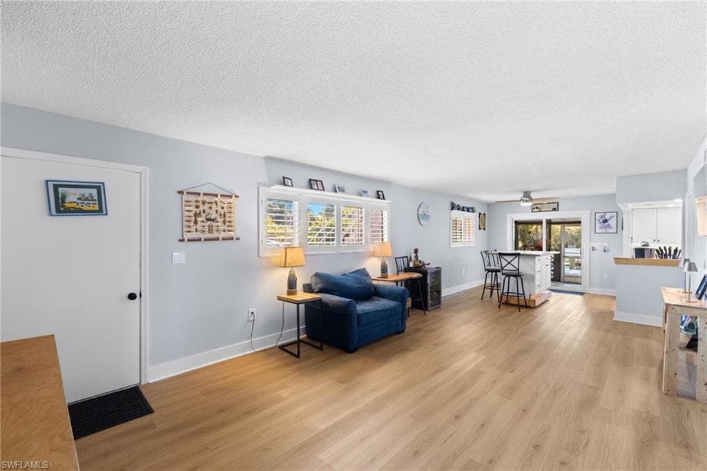 1686 Blue Point AVE # A1, NAPLES FL 34102-2