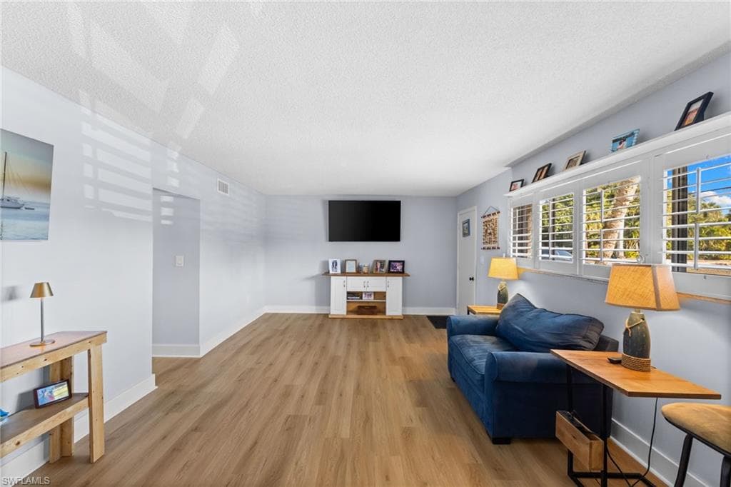 1686 Blue Point AVE # A1, NAPLES FL 34102-4