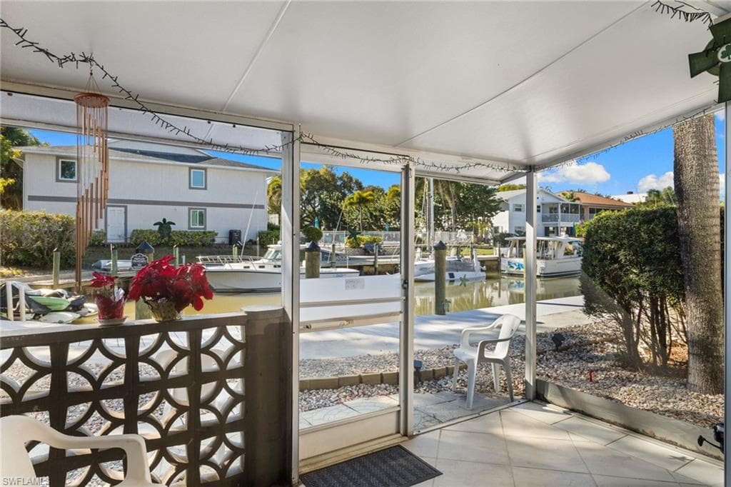 1686 Blue Point AVE # A1, NAPLES FL 34102-24