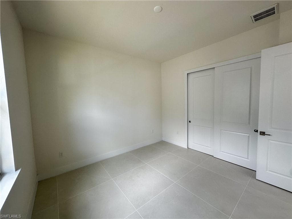 2464 Florida AVE-8