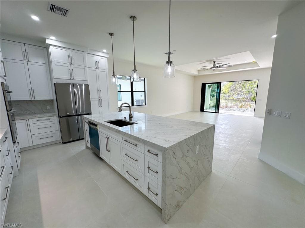 2464 Florida AVE-18