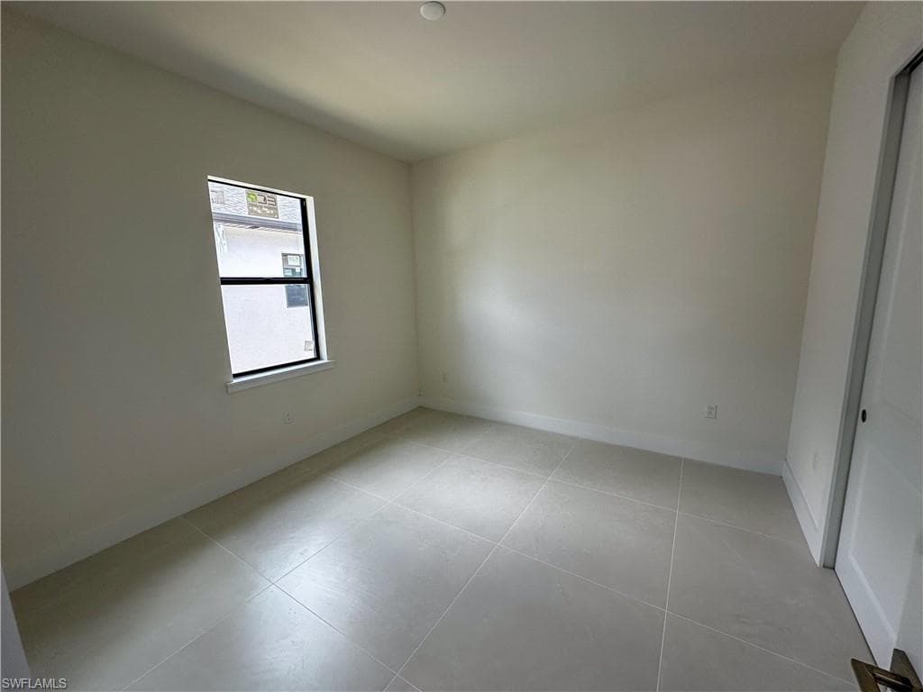2464 Florida AVE-7