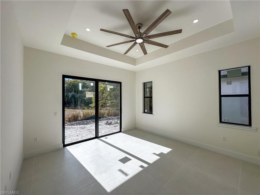 2480 Florida AVE-16