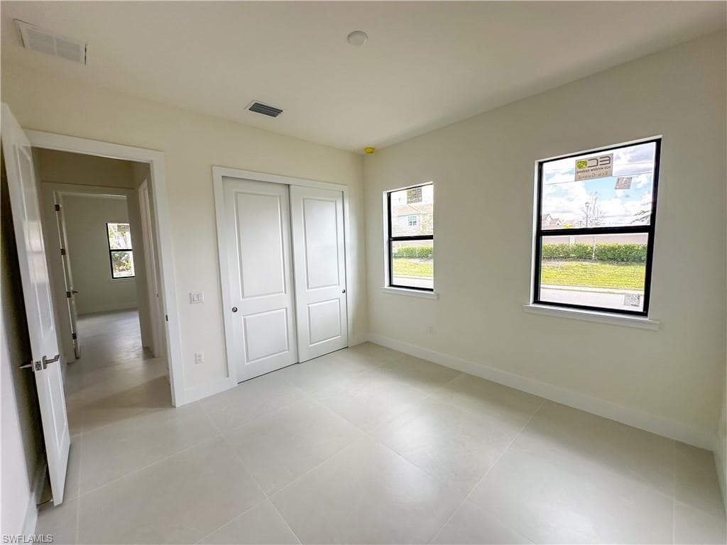 2480 Florida AVE-31