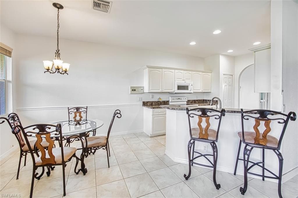3343 Via Montana WAY, NORTH FORT MYERS FL 33917-15
