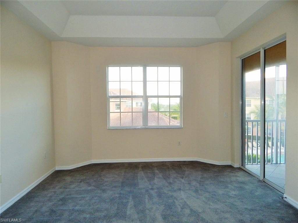 1113 Van Loon Commons CIR 304-8