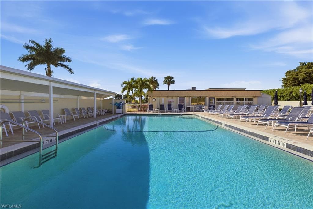 118 Gledhill CT, FORT MYERS FL 33919-32