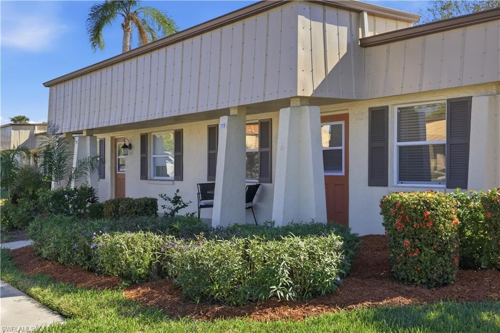 118 Gledhill CT, FORT MYERS FL 33919-3