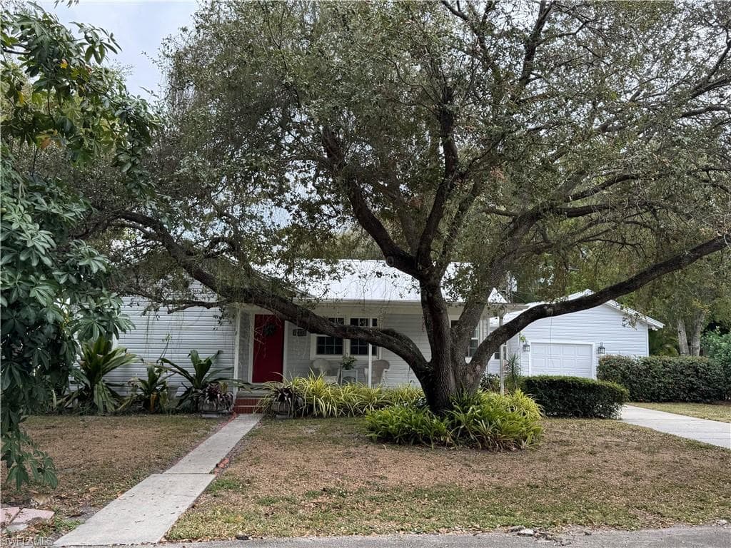 1640 Marlyn RD, FORT MYERS FL 33901-42