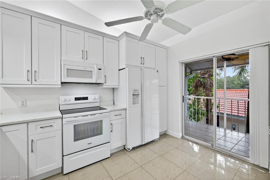 2325 Hidden Lake DR # 3802, NAPLES FL 34112-11