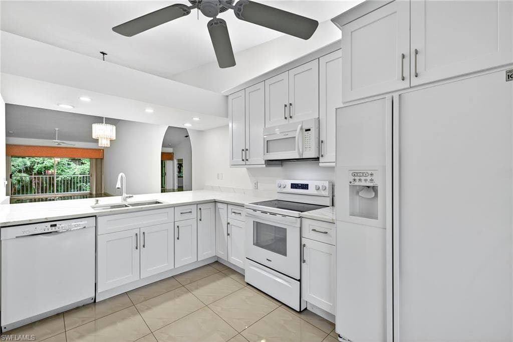2325 Hidden Lake DR # 3802, NAPLES FL 34112-10