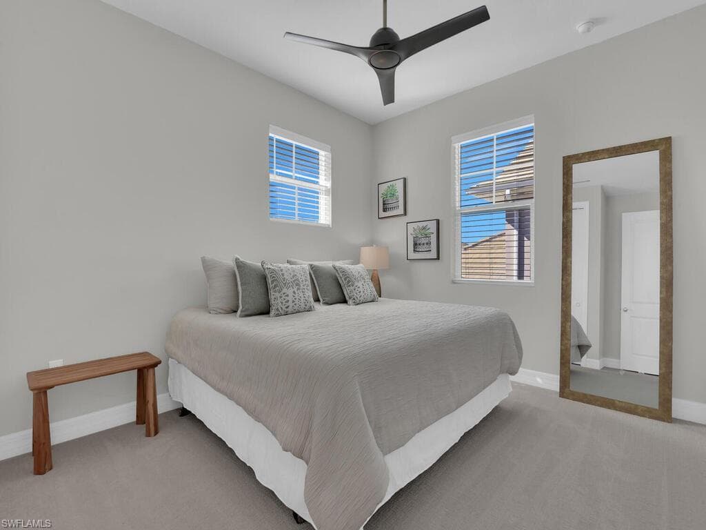 233 Indies DR E # 201, NAPLES FL 34114-26
