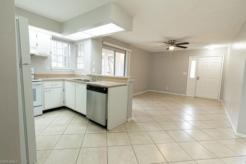 2045 Rookery Bay DR # 1901, NAPLES FL 34114-3