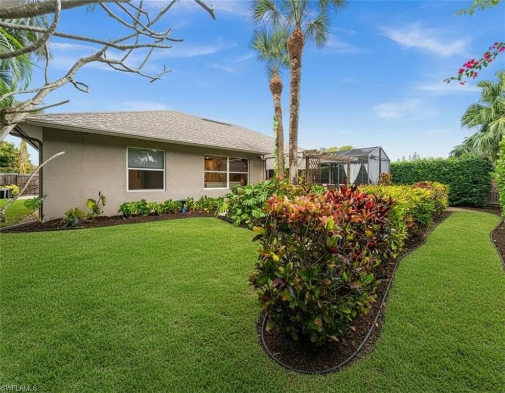 2440 River Reach DR, NAPLES FL 34104-28