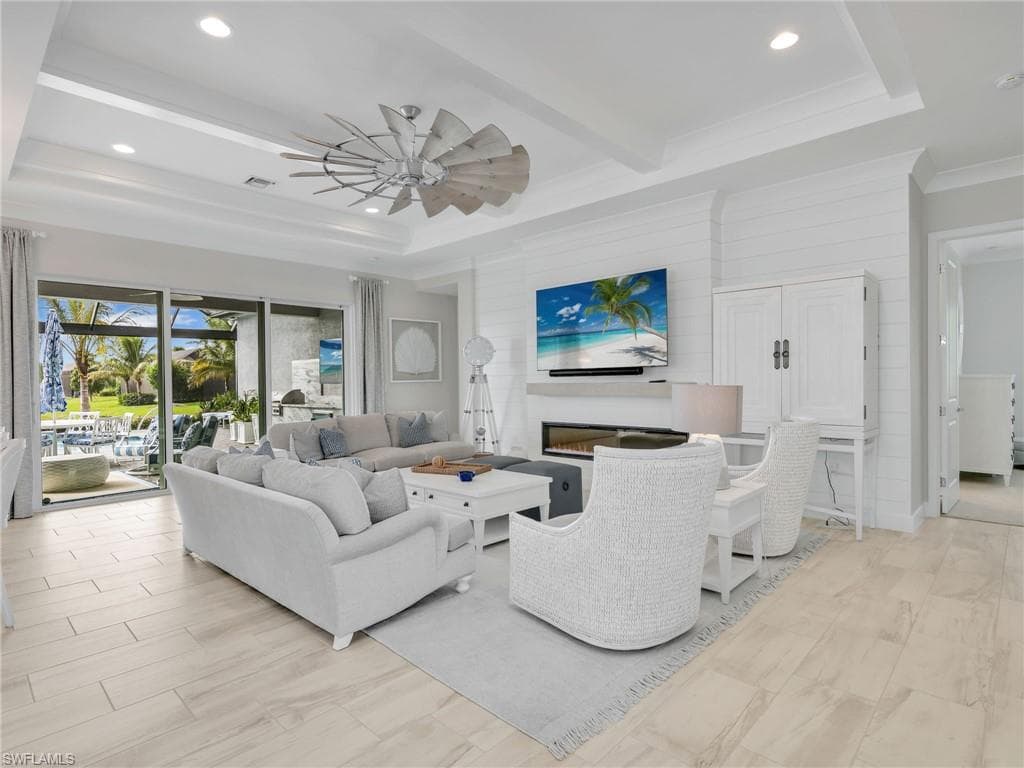 12056 Oleander AVE-1