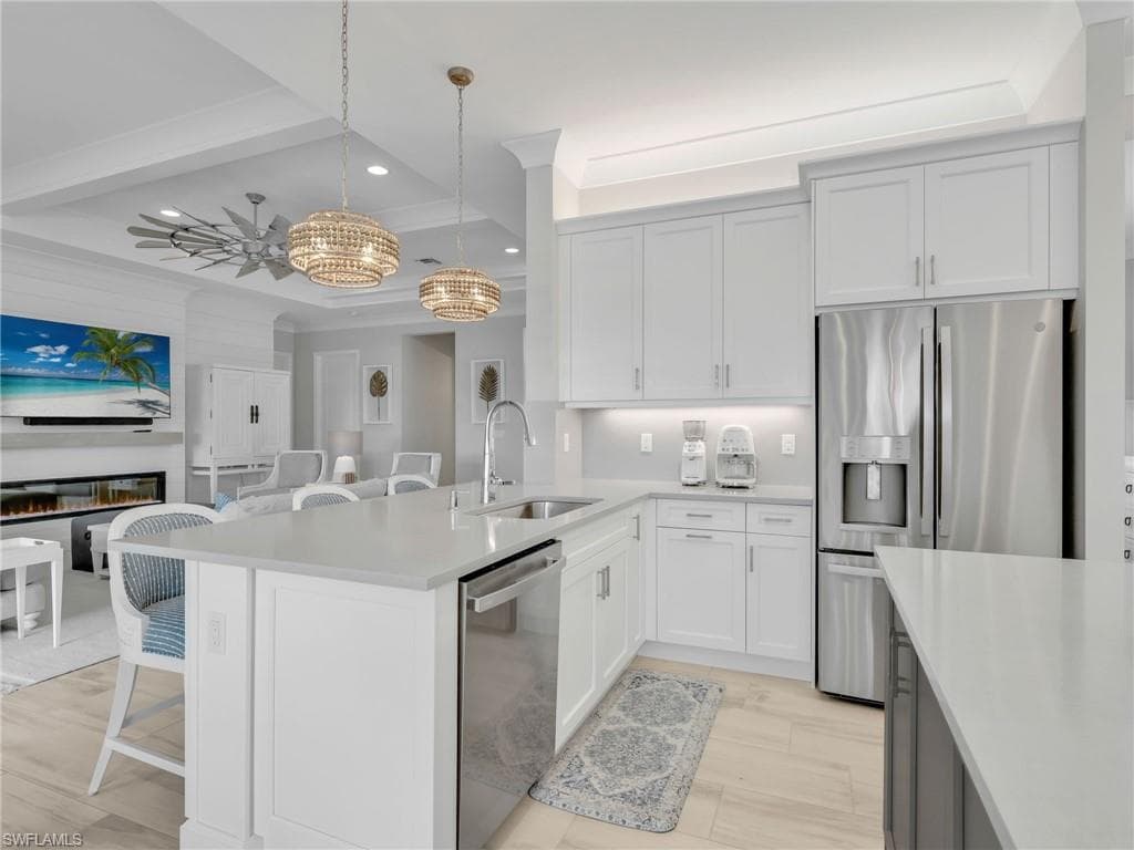 12056 Oleander AVE-11