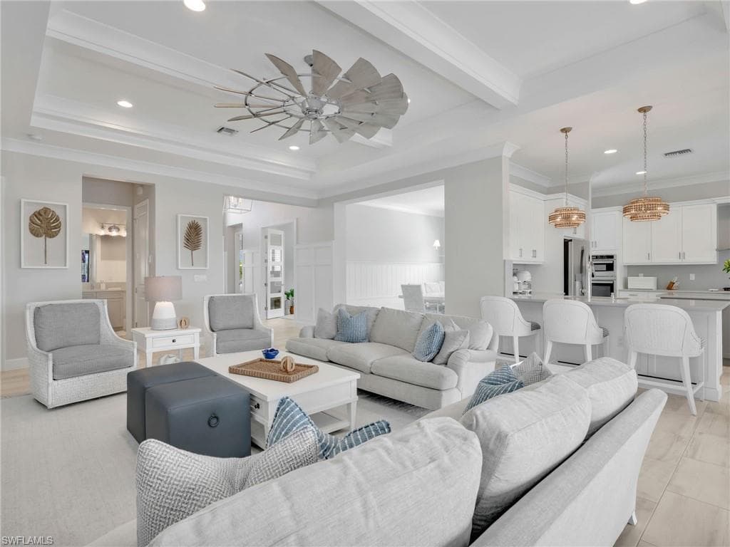 12056 Oleander AVE-13