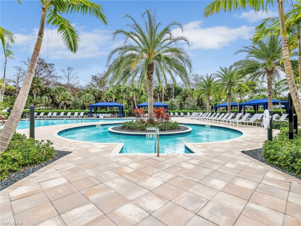 12056 Oleander AVE-44