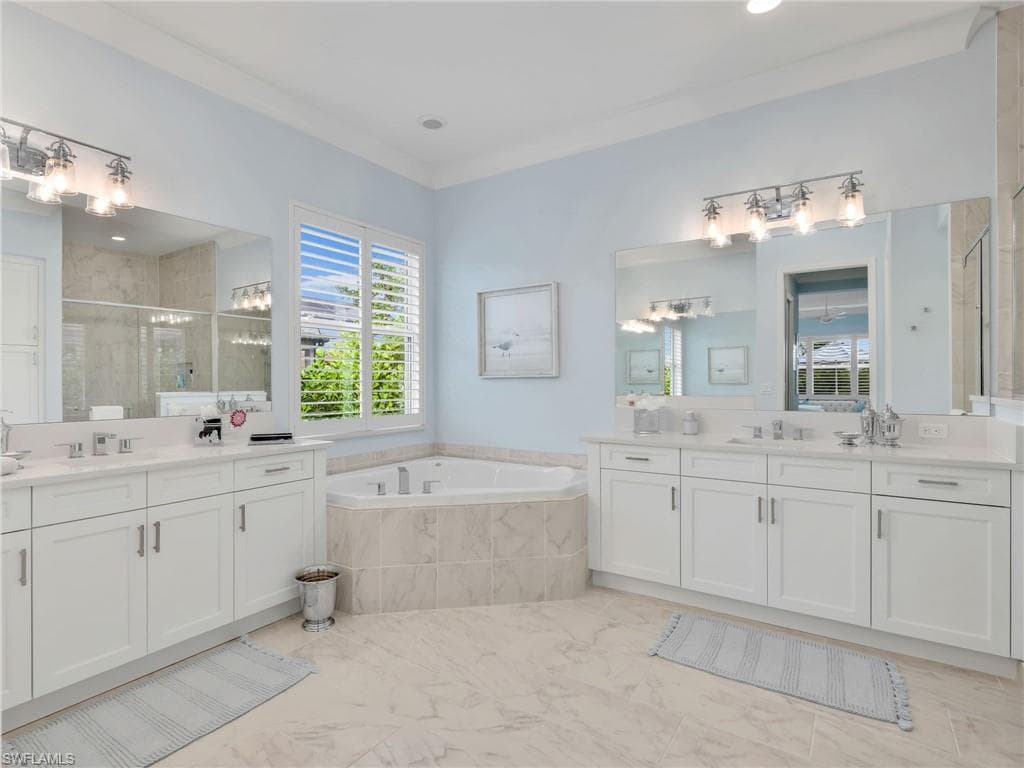12056 Oleander AVE-17