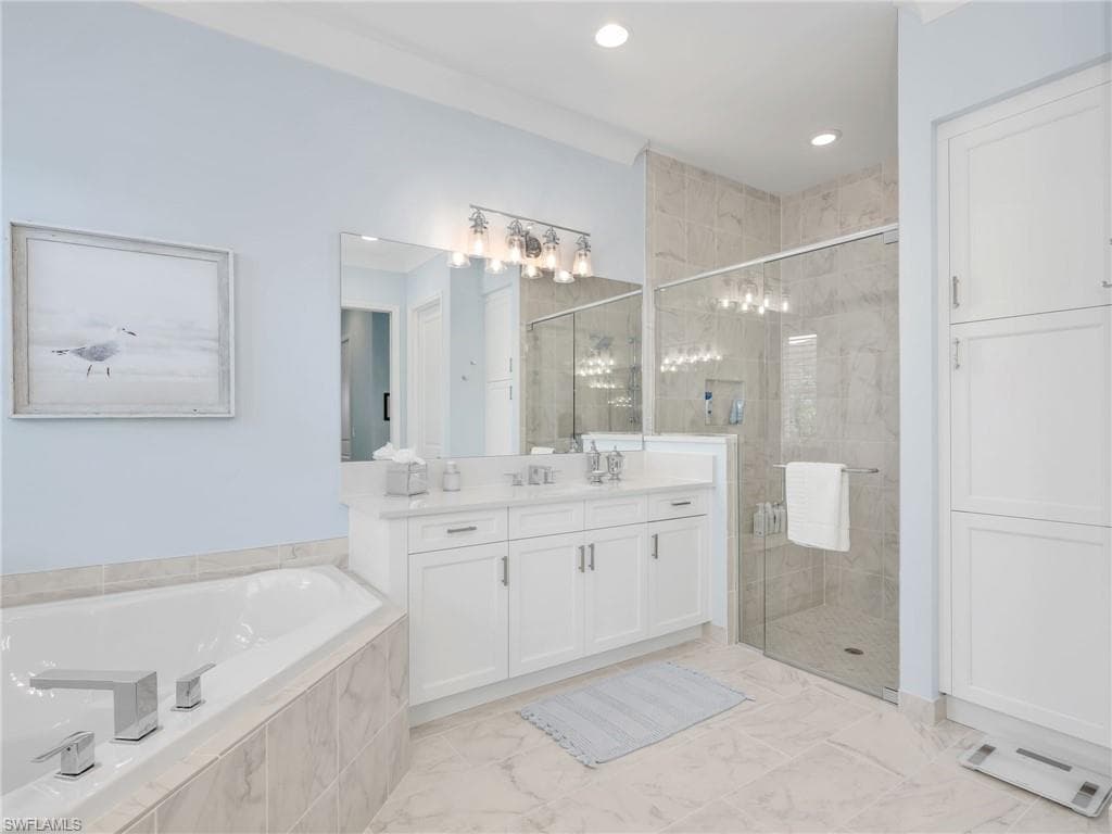 12056 Oleander AVE-18
