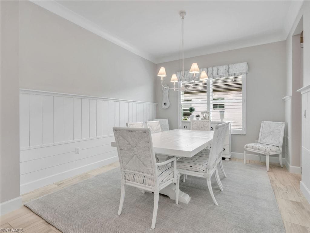 12056 Oleander AVE-7