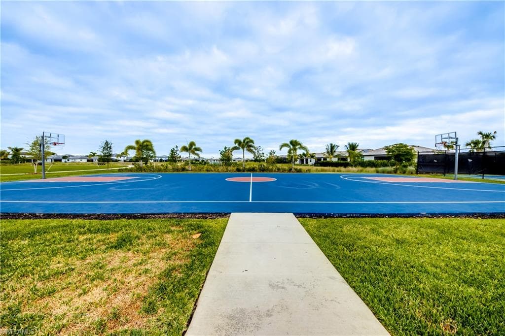 14274 Pine Lodge LN, FORT MYERS FL 33913-44