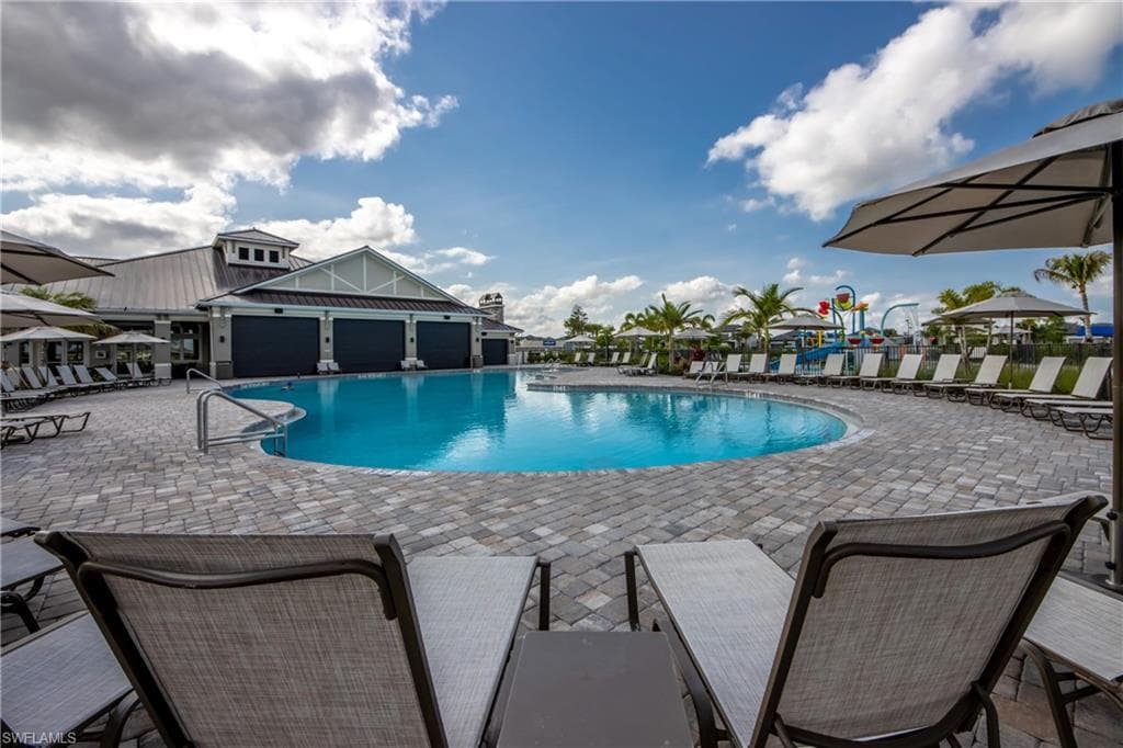 14274 Pine Lodge LN, FORT MYERS FL 33913-39